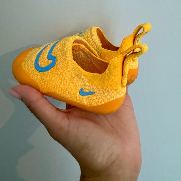 Nike Swoosh 1 🧡 - Picture 3 of 6